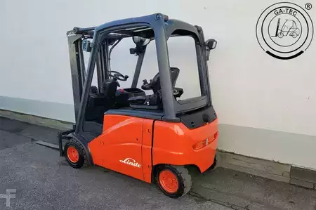 Elektro čtyřkolový VZV 2009  Linde E18PH (3)