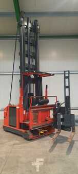 VZV pro práci v úzk.uličkách-retrakt 2008  Linde EK 13 s (1)