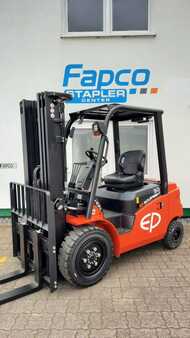 El truck - 4 hjulet 2023  EP Equipment EFL 303 (1)