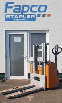 Hochhubwagen 2009  Still EGV 16 (2)