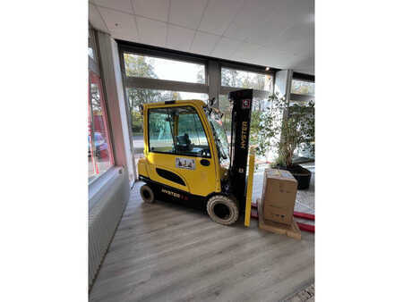 Elektrisk- 4 hjul 2023 Hyster J3.5XN (1)