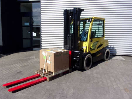 Eléctrica de 4 ruedas 2023  Hyster J5.5XN-6 (3)