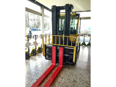 Diesel gaffeltruck 2022 Hyster H4.5FT6 (2)
