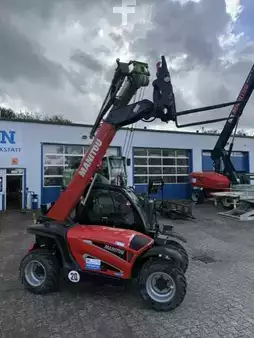Chariots téléscopiques fixes 2024  Manitou ULM 412 Comfort (1)