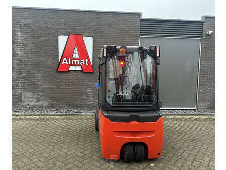 Elektro čtyřkolový VZV 2018  Linde E20L-02 Heftruck (4)