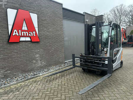 Elektro čtyřkolový VZV 2019  Still RX60-25 Elektrisch heftruck (5)