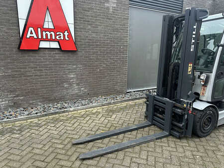 Elektro čtyřkolový VZV 2019  Still RX60-25 Elektrisch heftruck (6)