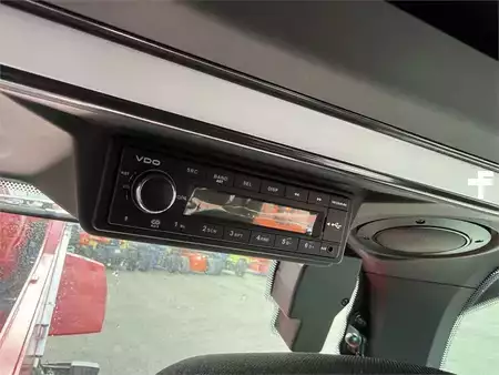 Telescopic forklift rigid 2026  Magni RTH8.46 (8)