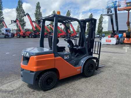 Diesel gaffeltruck 2023  Toyota 52-8FDF30 (4)