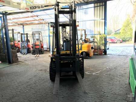 Empilhador diesel 2010 Hyundai 30D-7E (4)