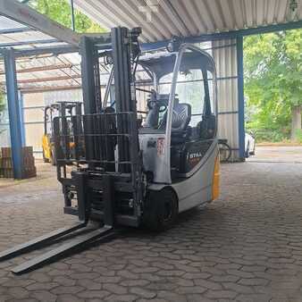 Eléctrico - 3 rodas 2012 Still RX 20-16 (1)