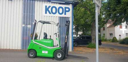 Empilhador a gás 2009 Cesab DRAGO 150 (1)