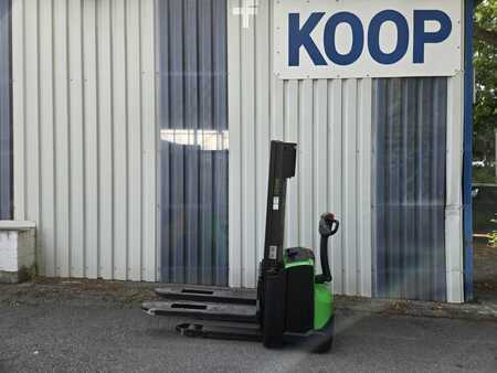 Stacker pedestre 2012 Cesab S 214 (1)