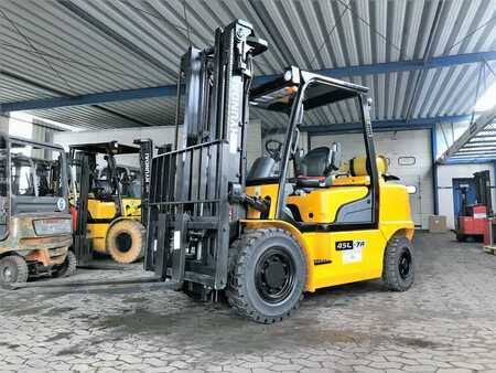 Hyundai 45L-7A