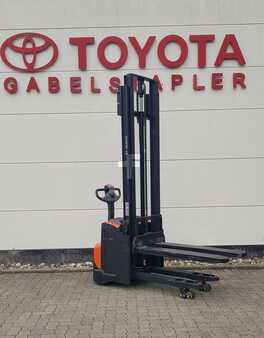 Pallet Stackers 2019  BT SWE120L (6)