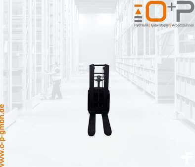 Hochhubwagen  Toyota SWE120 (4)