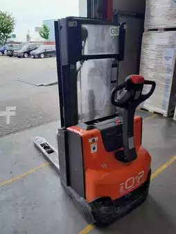 Stapelaars 2022  Toyota SWE120 (1)