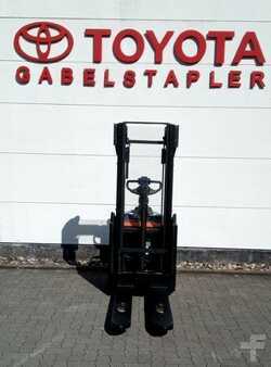 Pallet Stackers  Toyota SPE140L (7)