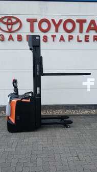 Hochhubwagen 2025  Toyota SWE160L (5)
