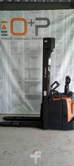 Stoccatori  Toyota SPE160L (2)