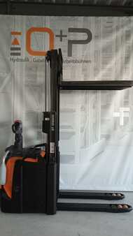 Pinontavaunu  Toyota SPE200D (2)