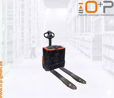 Elektromos emelőkocsik 2018  Toyota LWE 160 (1)