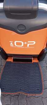 Wózki niskiego podnoszenia  Toyota LPE200 (3) 