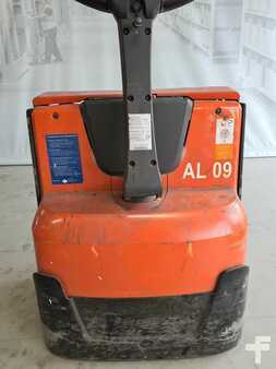 Niederhubwagen 2017  Toyota LWE 250 (8)