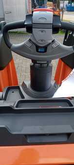 Elektrische palletwagens  Toyota LPE 250 (7)