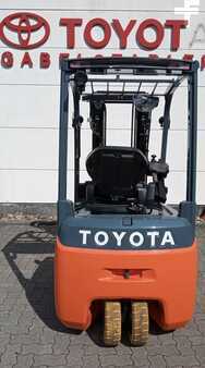 Elektro tříkolové VZV 2025  Toyota 8FBEK16T (7)