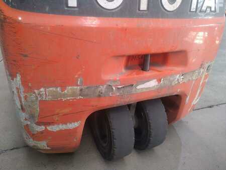 Eléctrica de 3 ruedas 2020  Toyota 8FBEK16T (4)