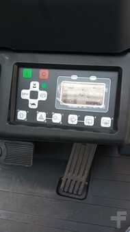 Elektro 4 Rad  Toyota 8FBMK16T (8)