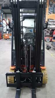 Carrelli elettrici 4 ruote 2024  Toyota 8FBM18T (3)