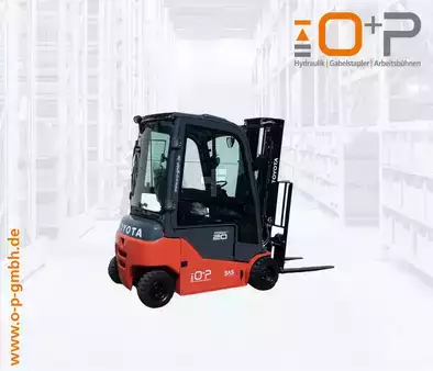 Elektryczne 4-kołowe 2020  Toyota 8FBM20T (1)