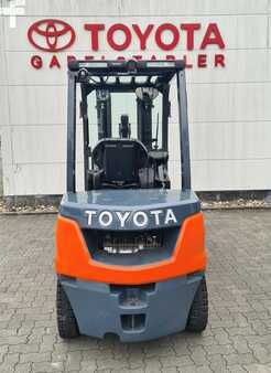 Dieselový VZV 2022  Toyota 52-8FDF25 (2)