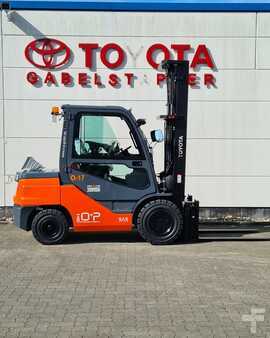 Dieselový VZV 2021  Toyota 52-8FDJF35 (1)