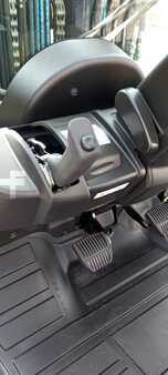 Chariot élévateur gaz 2023  Toyota Tonero 02-8FG45 (16)