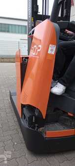 Reach Truck - Toyota RRE 160H (18)