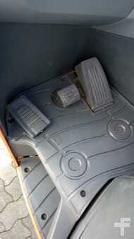 Chariots à mât rétractable 2020  Toyota RRE160HR (10)