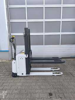 Pallet Stackers 2008  Unicarriers PSD125/160 neue Batterie! (2) 