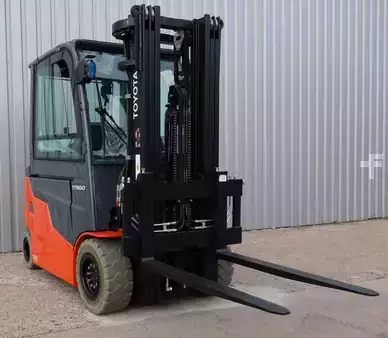 4-wiel elektrische heftrucks 2022  Toyota 9FBM30T (3)