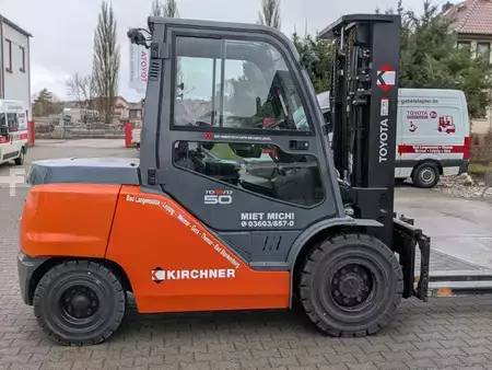 Dieselový VZV 2024  Toyota 8FD45F (1)