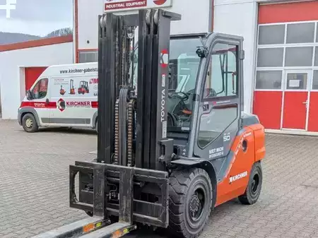 Dieselový VZV 2024  Toyota 8FD45F (3)
