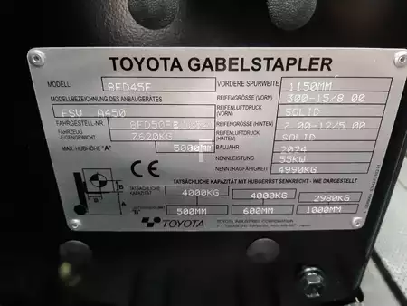 Dieselový VZV 2024  Toyota 8FD45F (4)