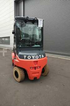 Elektro čtyřkolový VZV 2018  Toyota 8FBMT50 (4)