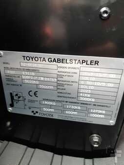 Dieselstapler 2023  Toyota 52-8FDF30 (5)
