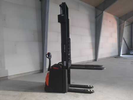Pallet Stackers 2020  BT SWE160L (Lithium ION)  (2)