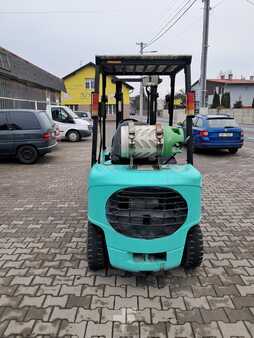 LPG heftrucks 2001  Mitsubishi FG 25 (3)