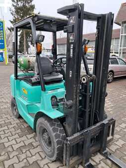 LPG heftrucks 2001  Mitsubishi FG 25 (7)
