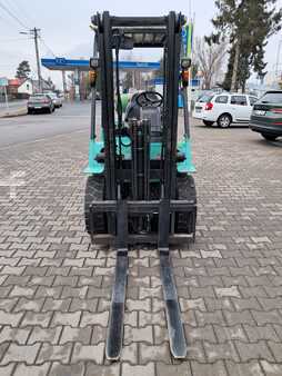 LPG heftrucks 2001  Mitsubishi FG 25 (9)